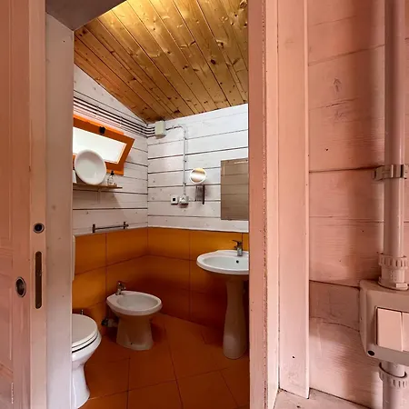 Miniglamp E.v. - Camping Chalet *